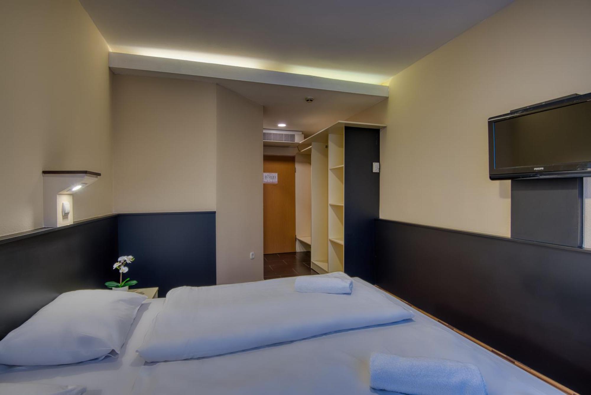 City Budget Hotel Budapest Exterior photo