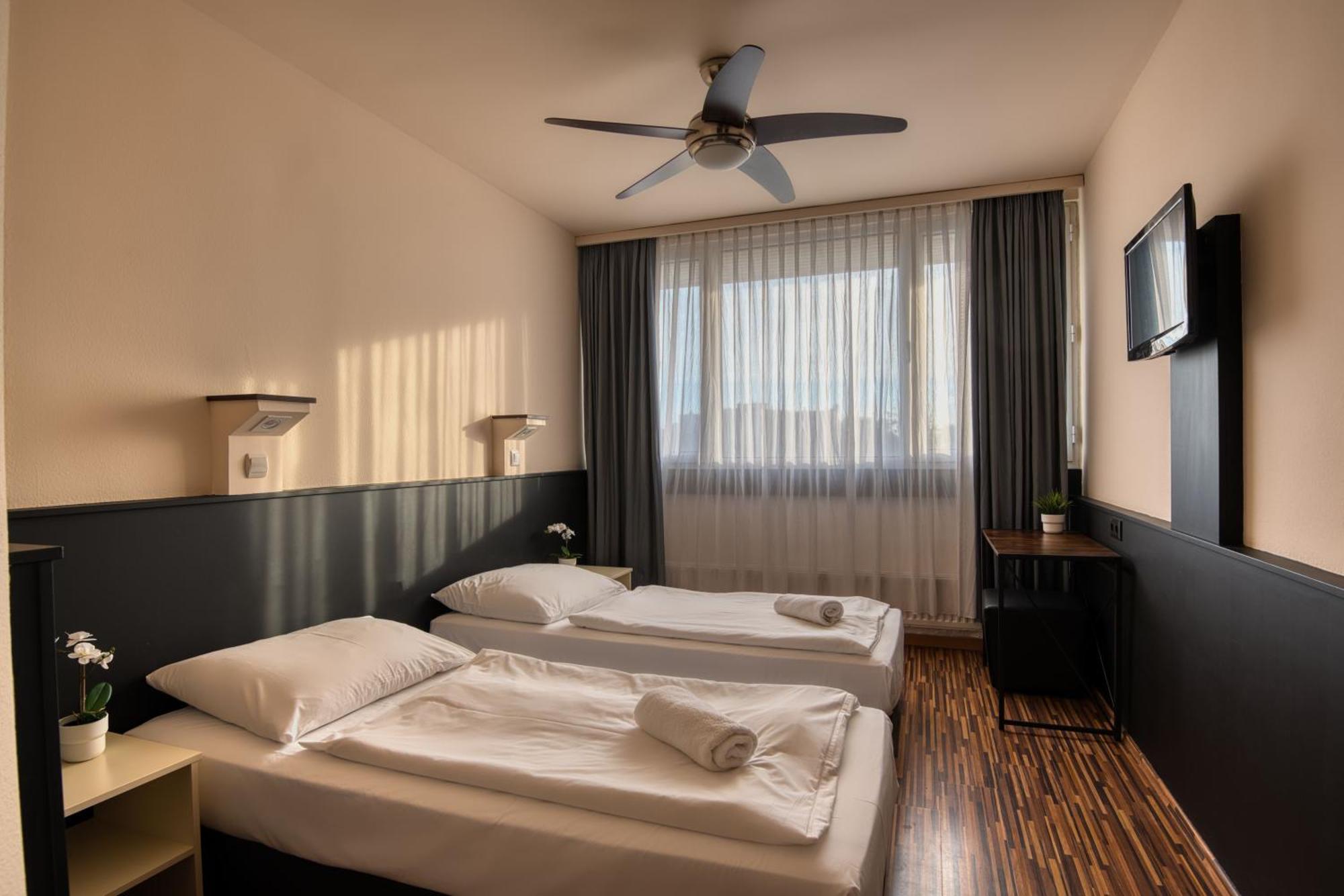 City Budget Hotel Budapest Exterior photo